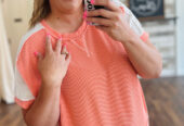 Carrot Twist Rib Colorblock Hi Low Plus Size Short Sleeve Top