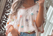 Delicacy Embroidered Flowers Colorblock Edge Hollowed Sweater